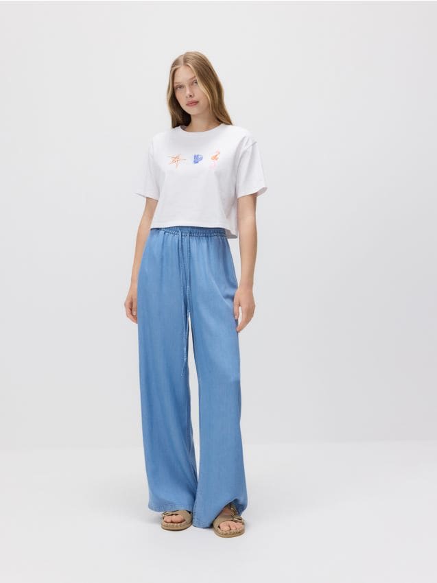 Short T-shirt with print - RESERVED