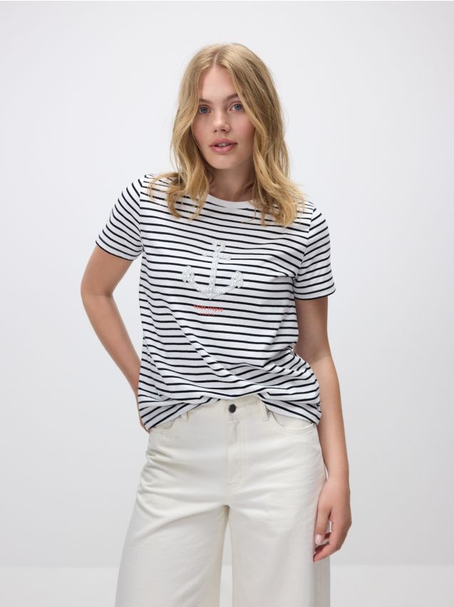 T-shirt with appliqué - RESERVED