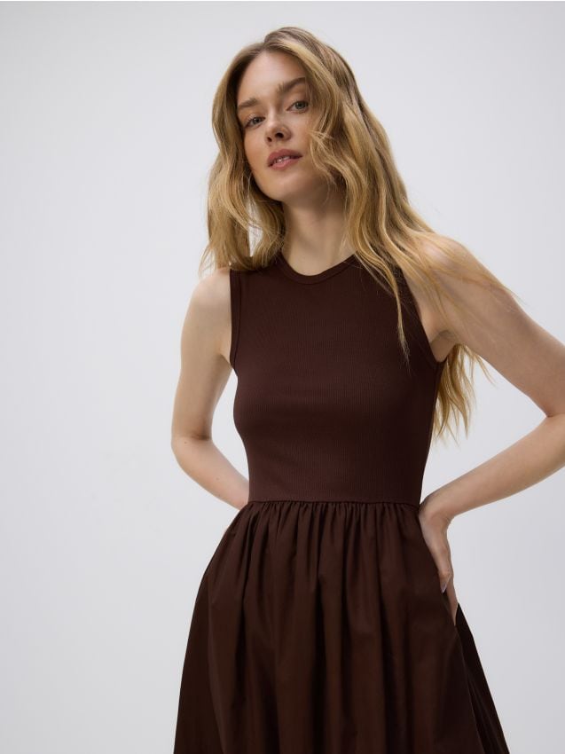 Viscose midi dress - RESERVED