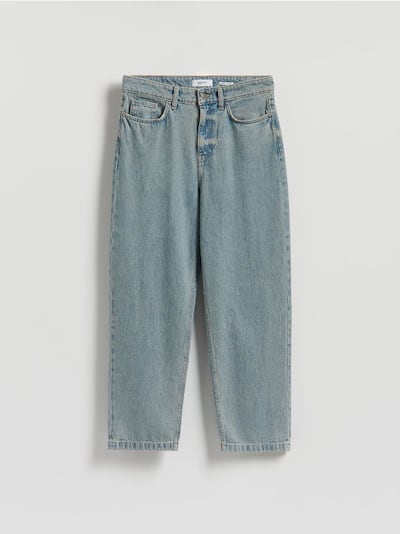 Baggy tapered jeans
