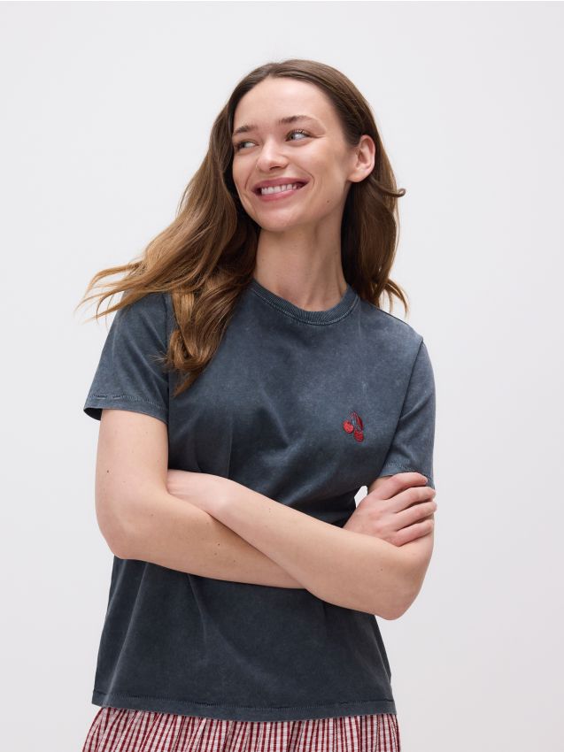 T-shirt со мал вез - RESERVED