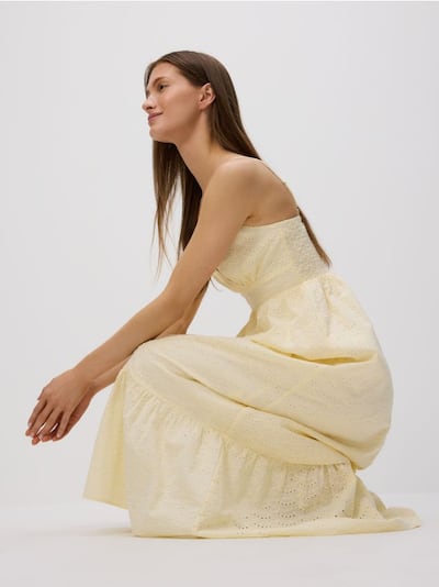 Midi vestito traforato