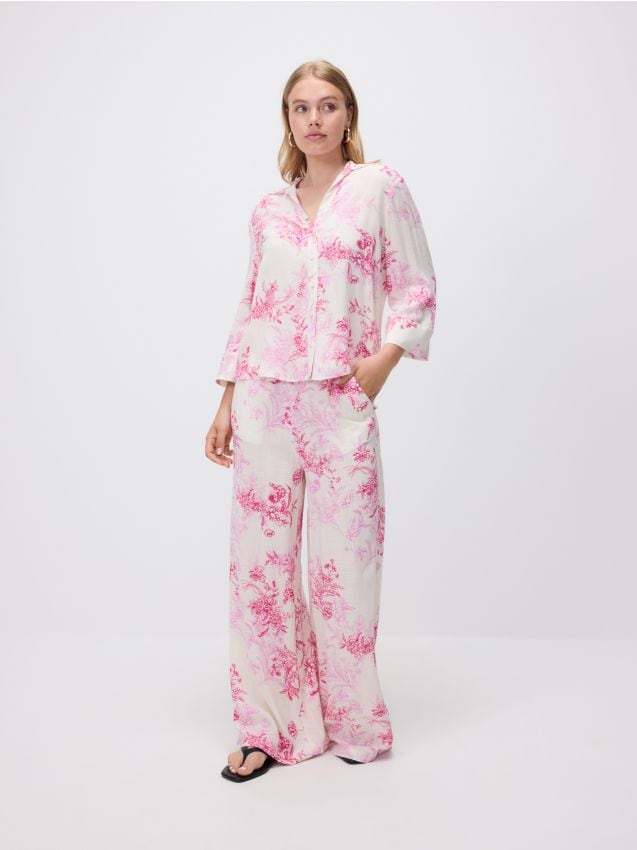 Patterned viscose trousers - RESERVED