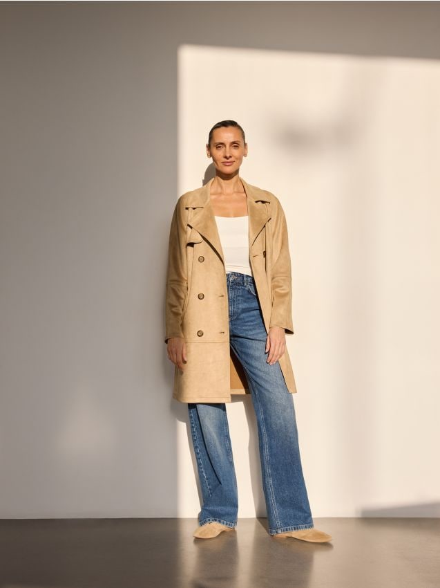 Kort trenchcoat med bälte - RESERVED