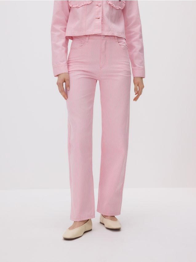 Straight jeans with embroidery detailing - RESERVED