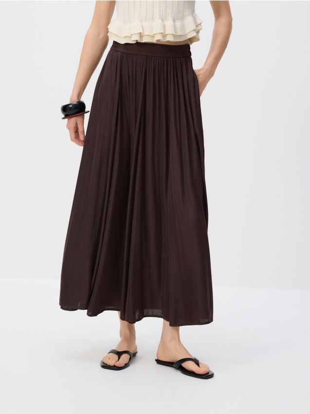 Plisirano maxi krilo - RESERVED