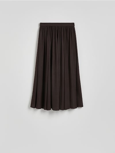 Pleated maxi skirt
