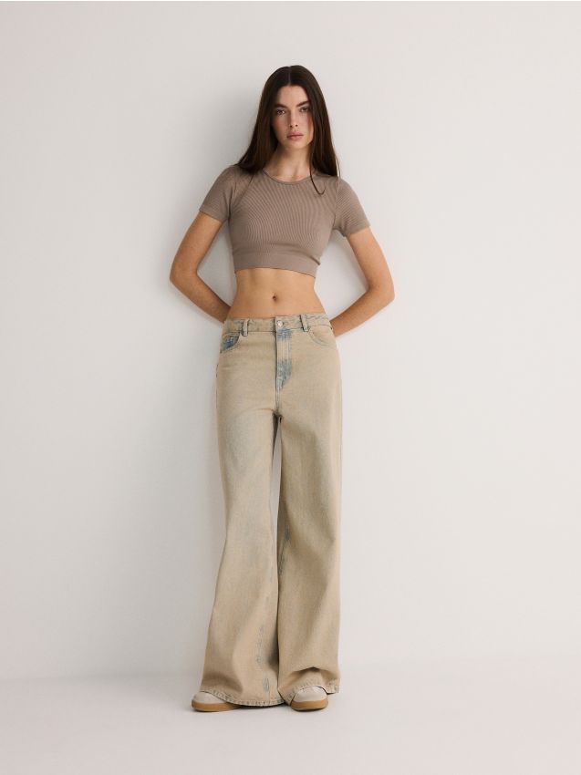 Reserved - tricou din tricot striat - cafeniu