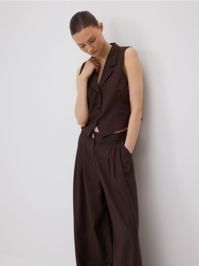 Pantalone sa širokim nogavicama i visokim sadržajem lana - RESERVED