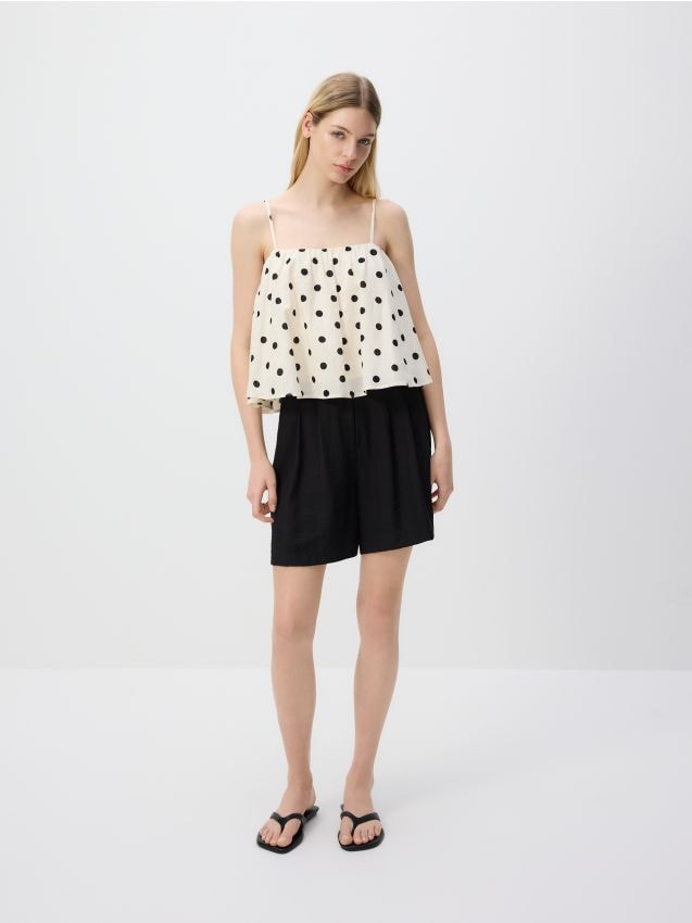 Viscose rich shorts - RESERVED