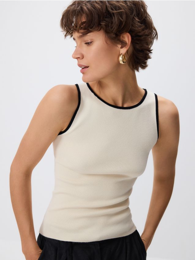Viscose rich top - RESERVED