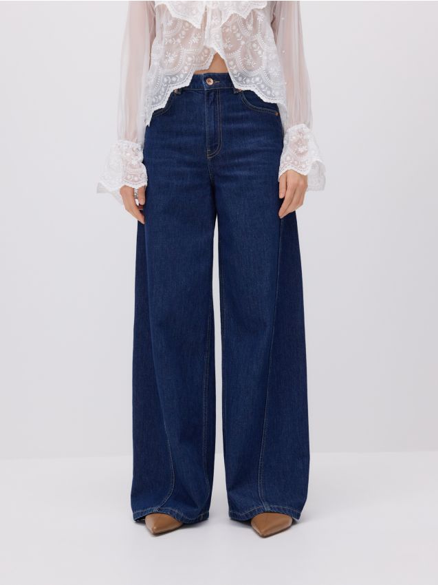 Wide leg jeans with stitching - RESERVED