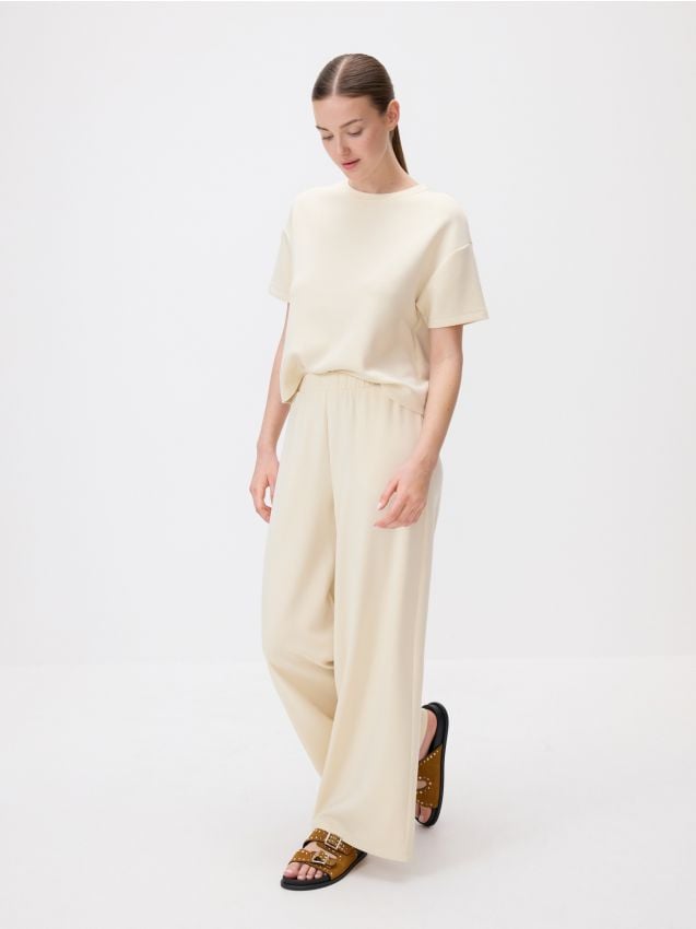 Sportske pantalone od modala - RESERVED