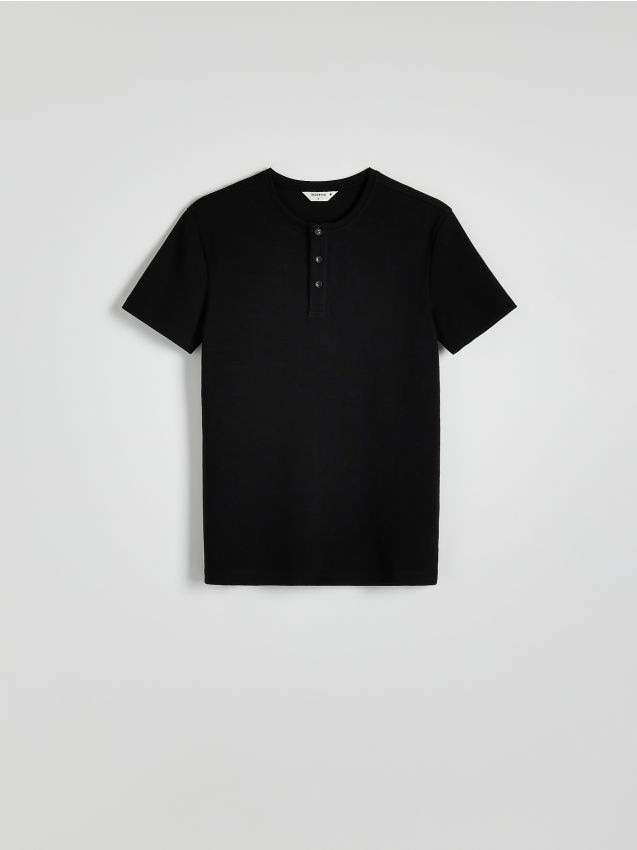 Slim fit T-shirt with button-fastened neck - RESERVED