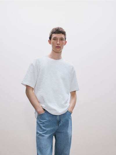 Strukturalny t-shirt relaxed fit