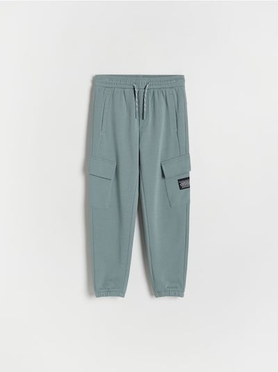 Joggery cargo s kapsami