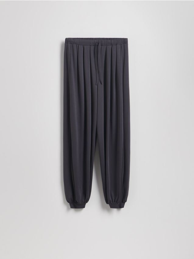 LADIES` TROUSERS - RESERVED