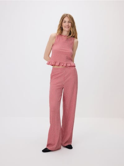 Loose plaid pants