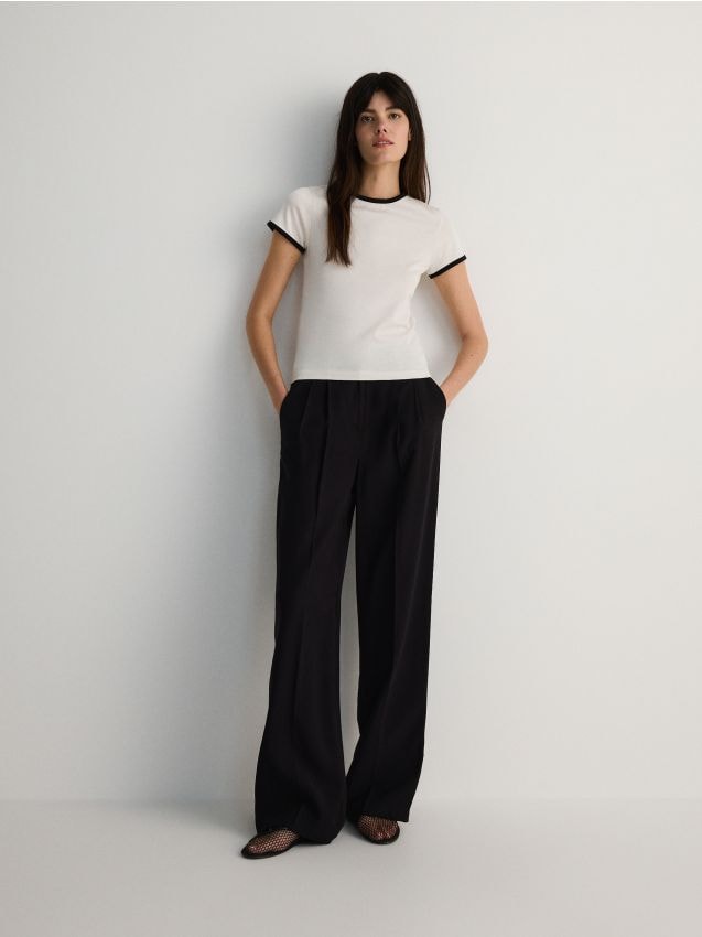 Reserved - tricou cu margine contrast - crem