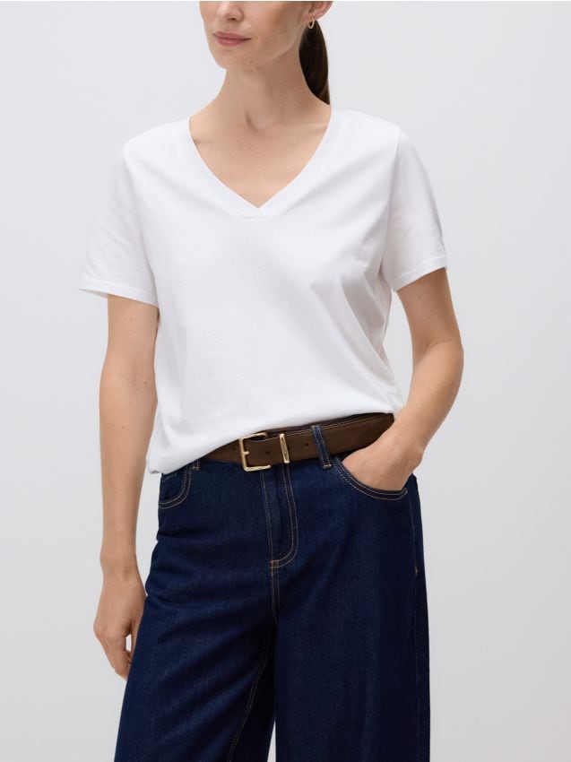 Regular fit V neck T-shirt - RESERVED