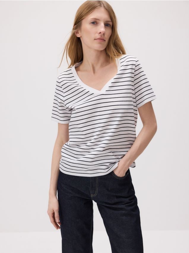 LADIES` T-SHIRT - RESERVED