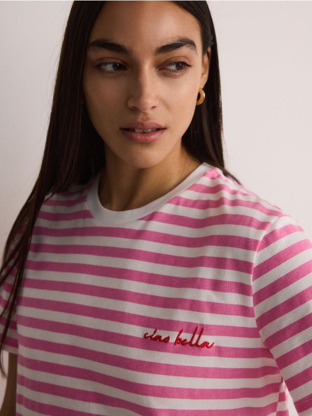 Reserved - tricou cu inscripție brodată - roz
