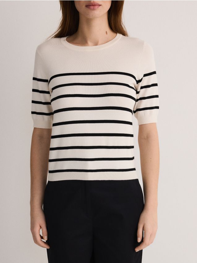 Viscose rich jersey top - RESERVED