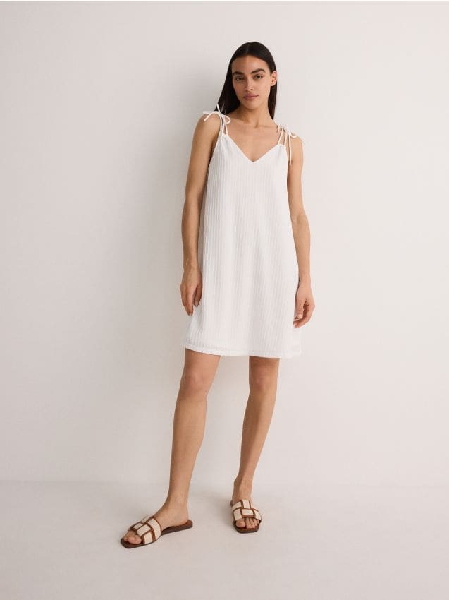 Reserved - rochie mini cu bretele subțiri - alb